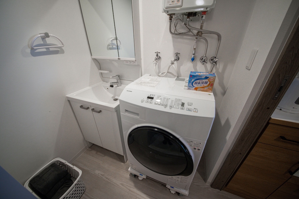 ベーシック アパートメント バスルーム2 | Astoria105