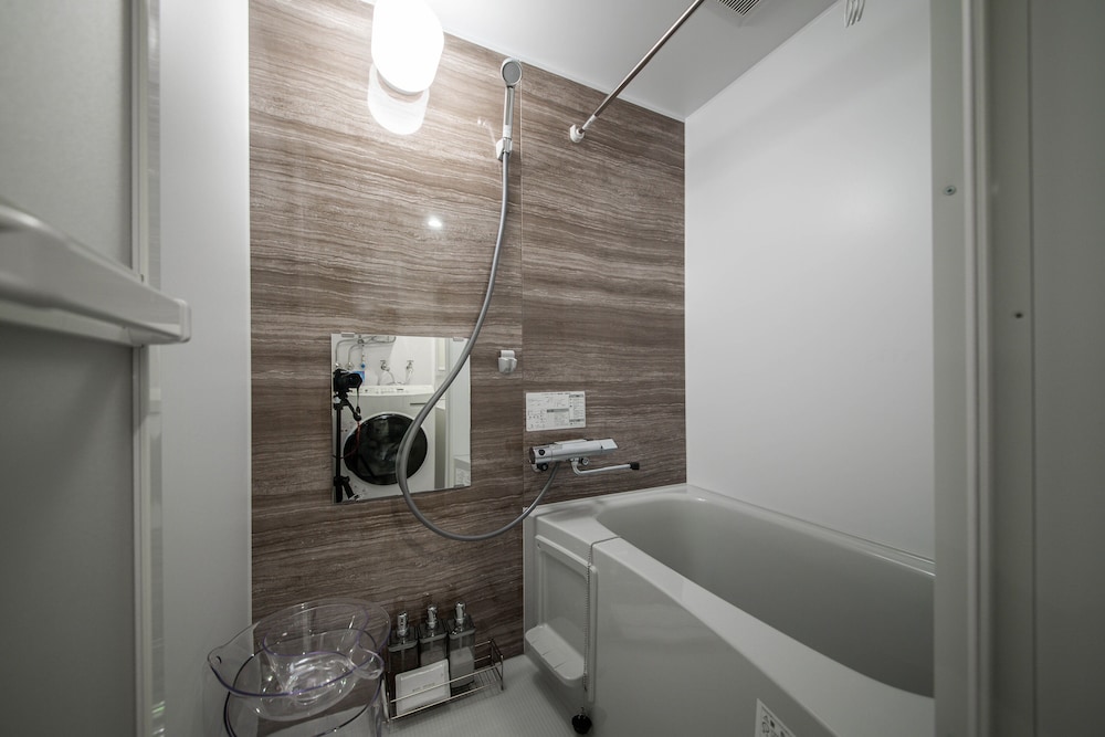 ベーシック アパートメント バスルーム1 | Astoria105