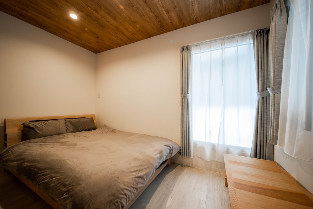 ベーシック アパートメント 客室8 | Astoria105