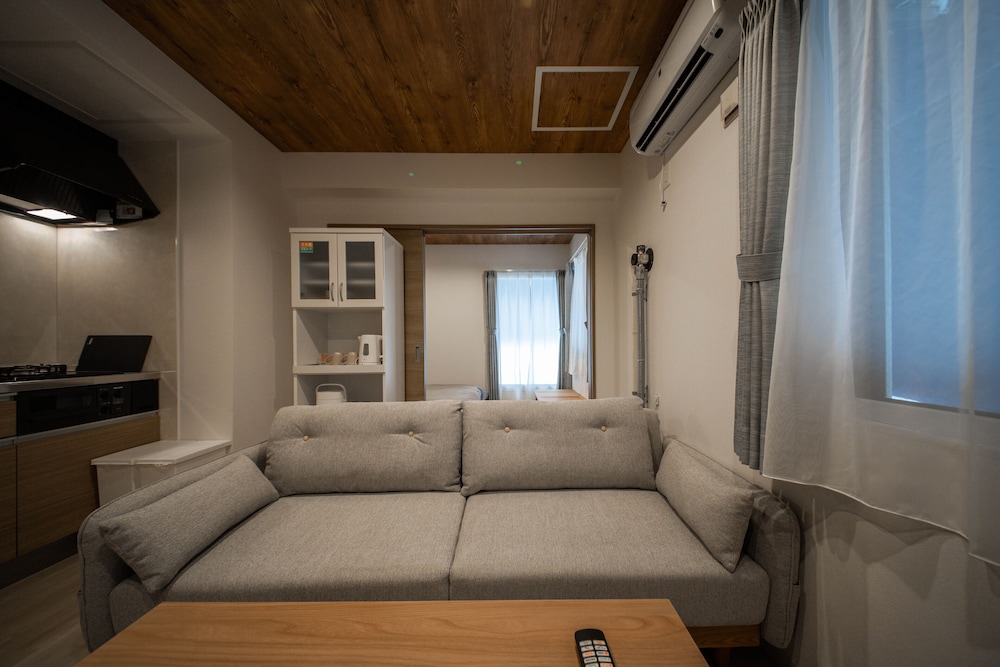 ベーシック アパートメント 客室1 | Astoria105