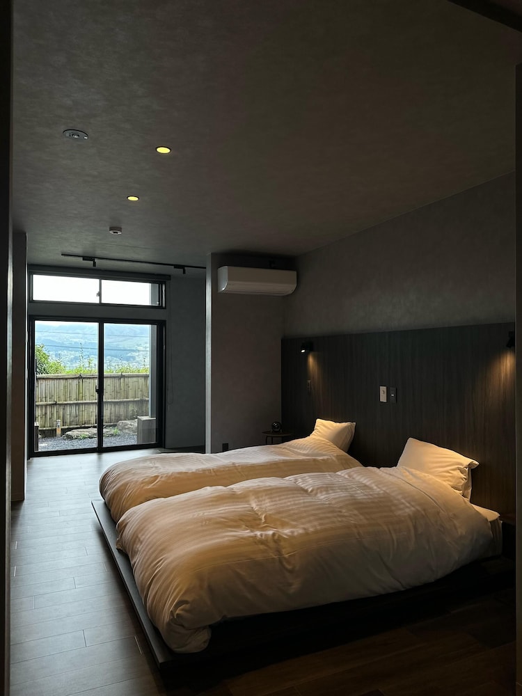 スタンダード ツインルーム 客室21 | 白水温泉 竹の倉山荘