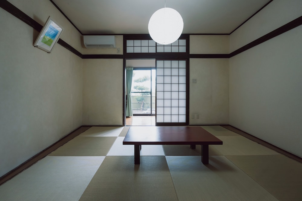 ファミリー ルーム 客室10 | 白水温泉 竹の倉山荘