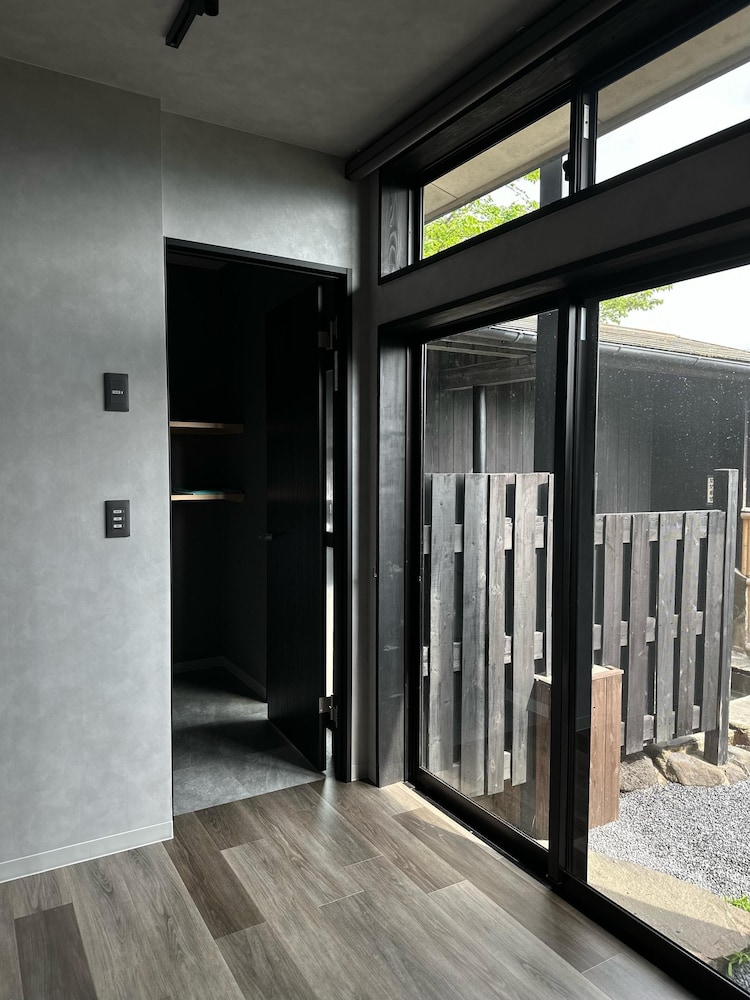 スタンダード ツインルーム 客室24 | 白水温泉 竹の倉山荘