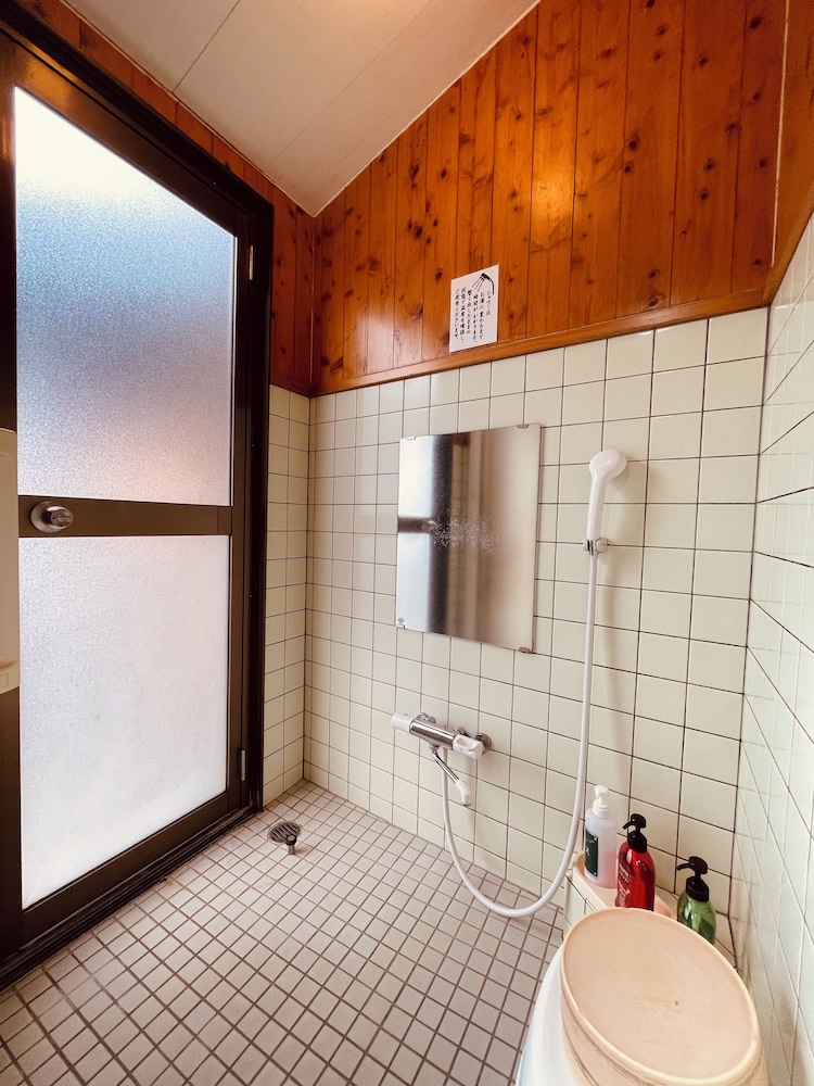 ファミリー ルーム バスルーム0 | 白水温泉 竹の倉山荘