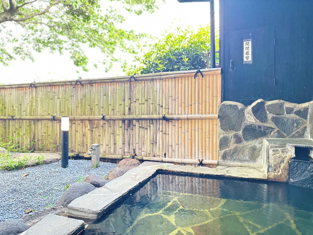 スタンダード ツインルーム バスルーム15 | 白水温泉 竹の倉山荘