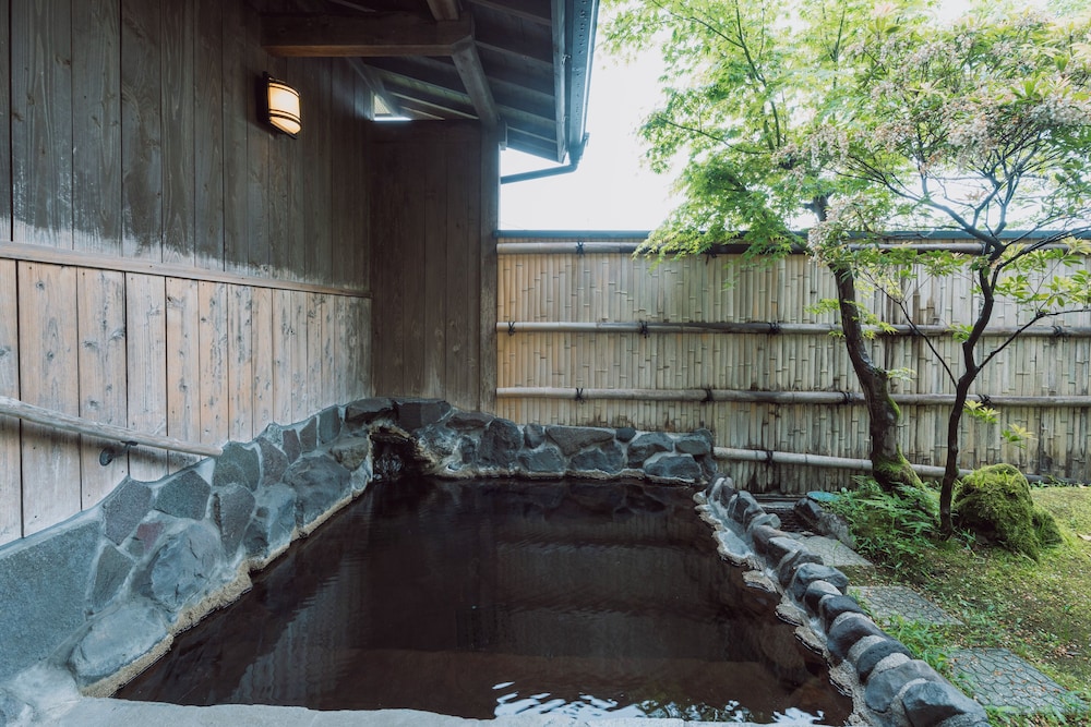 和室 客室6 | 白水温泉 竹の倉山荘