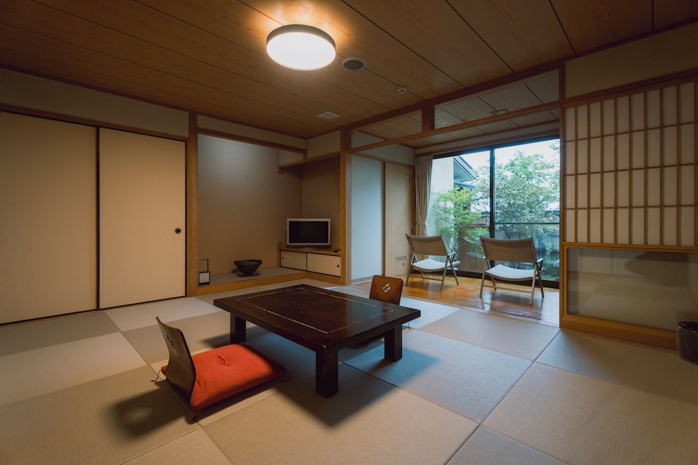 和室 客室4 | 白水温泉 竹の倉山荘