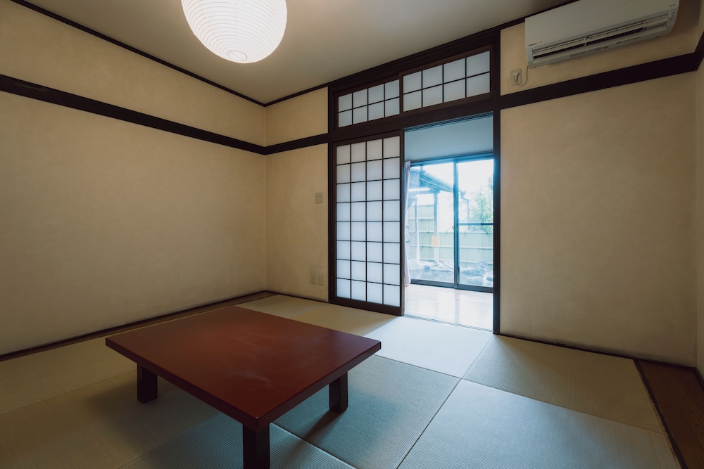 ファミリー ルーム 客室7 | 白水温泉 竹の倉山荘