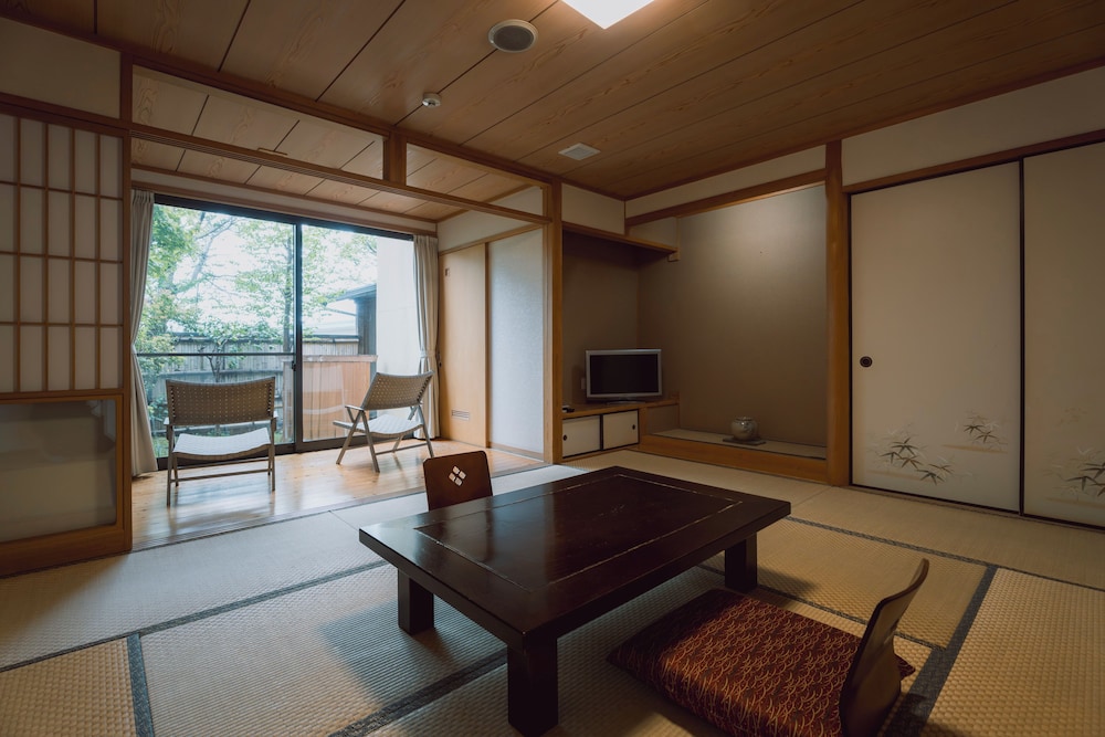 和室 客室13 | 白水温泉 竹の倉山荘