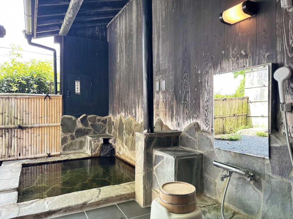 スタンダード ツインルーム バスルーム19 | 白水温泉 竹の倉山荘