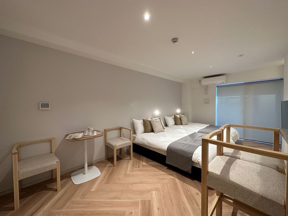 エクスクルーシブ スタジオ ダブルベッド 2 台 客室3 | Rijodori