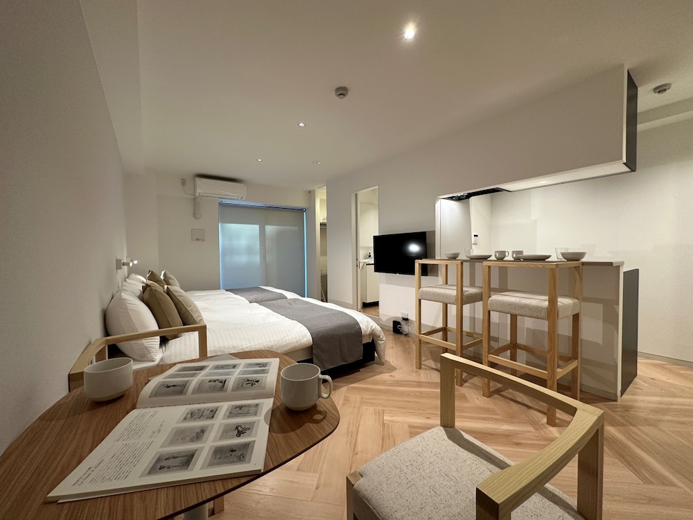 エクスクルーシブ スタジオ ダブルベッド 2 台 客室6 | Rijodori