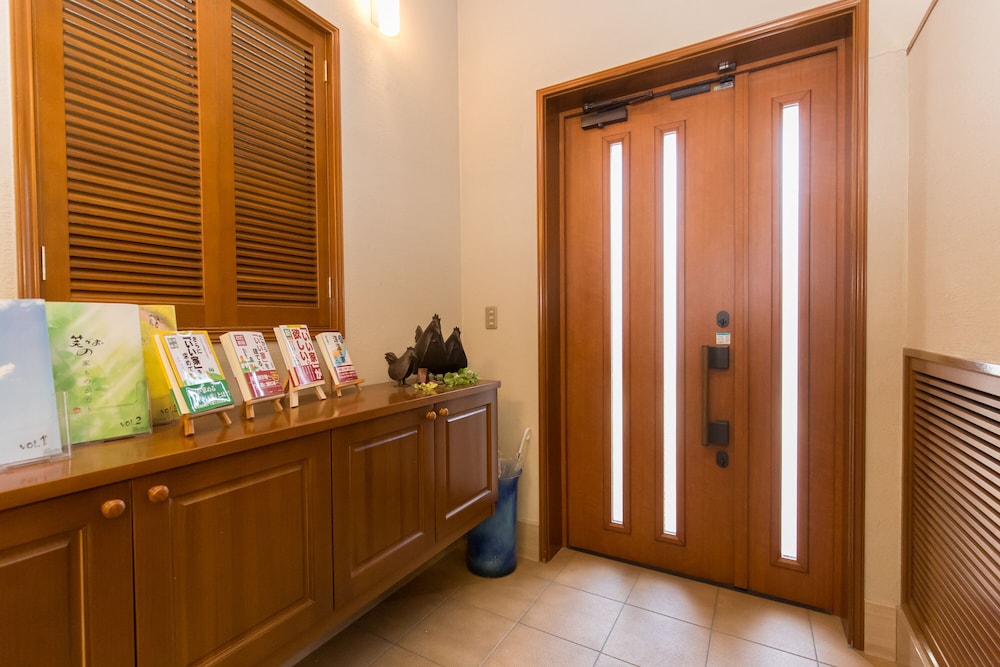 内部エントランス1 | 浦安ゲストハウス 内部エントランス1 | 浦安ゲストハウス