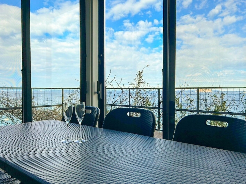 ヴィラ リビング エリア1 | The View 南房総