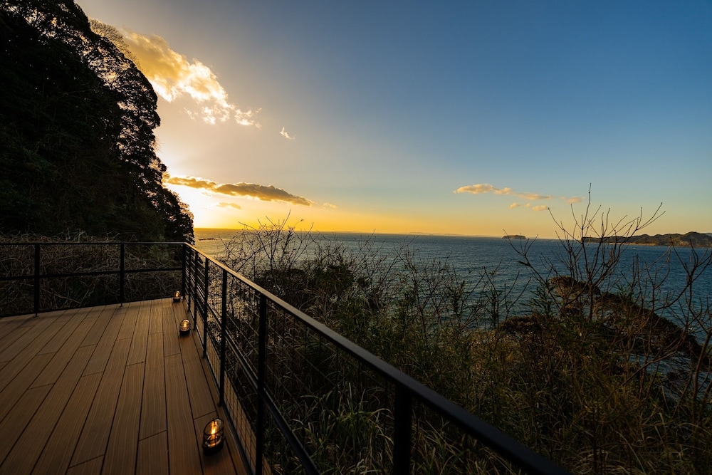 ヴィラ テラス / パティオ4 | The View 南房総