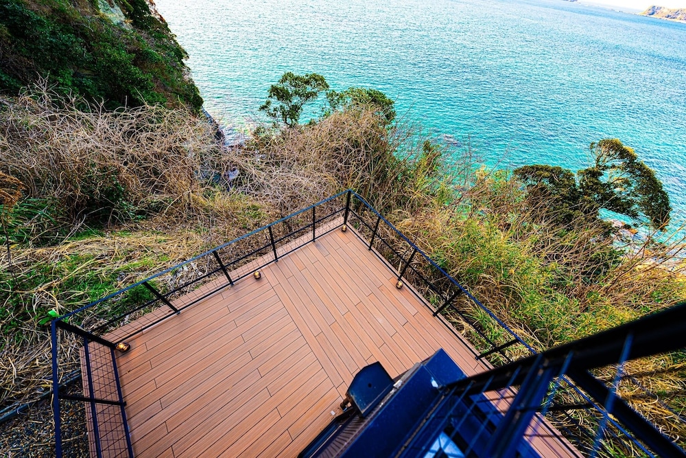 ヴィラ テラス / パティオ3 | The View 南房総