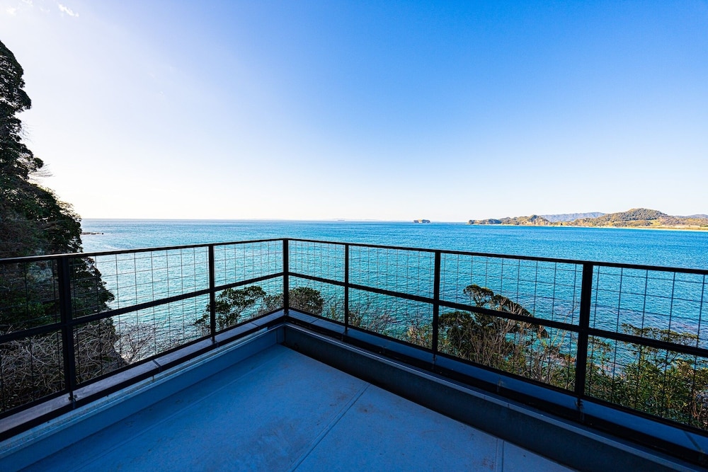 ヴィラ テラス / パティオ22 | The View 南房総