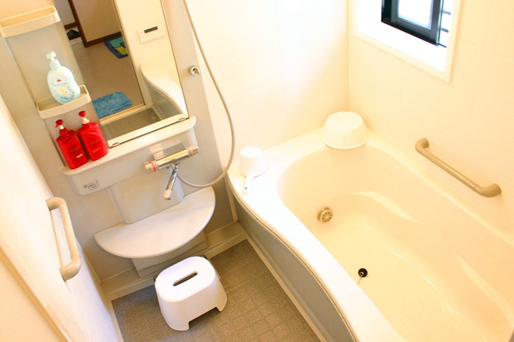 プレミア ハウス ベッド (複数台) 禁煙 レイクビュー 共用バスルーム0 | 山中湖リゾートハウスⅡ