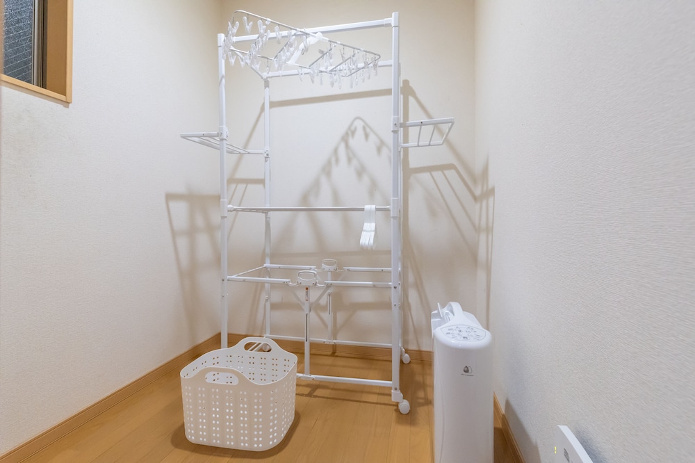 ランドリー ルーム1 | Ten-Cha House - Self-Check In Only ランドリー ルーム1 | Ten-Cha House - Self-Check In Only