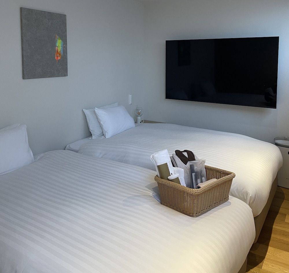 スーペリア ツインルーム ベッド (複数台) 客室1 | 9 HOTEL Tenjin