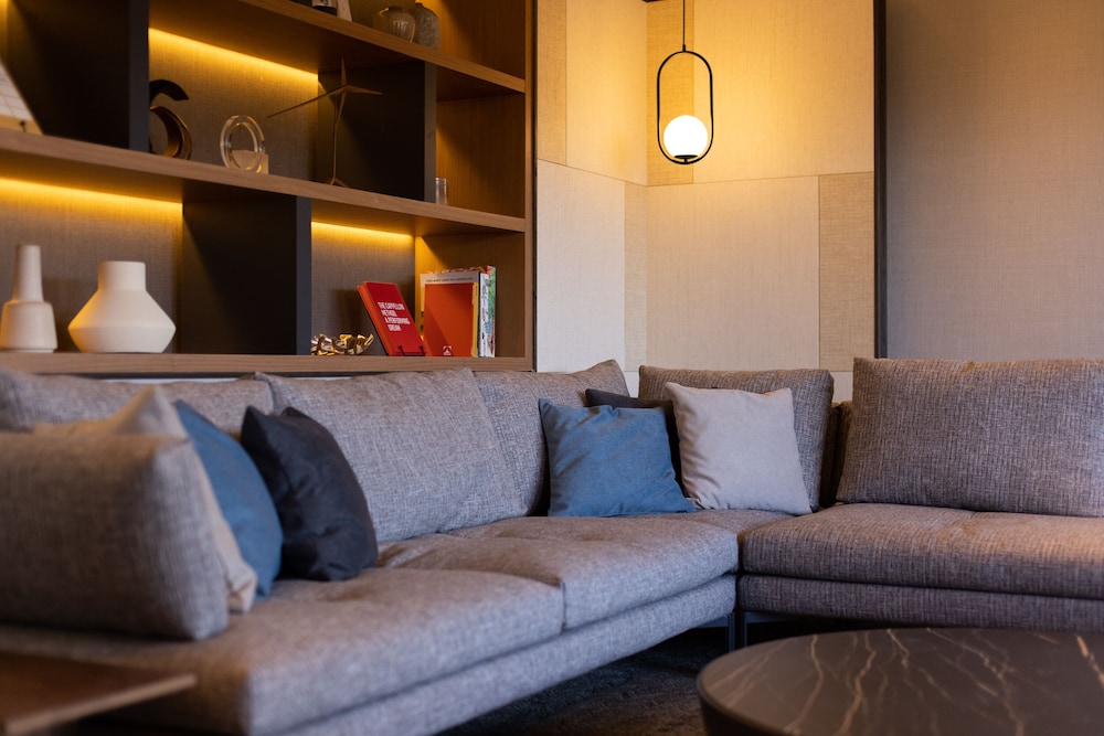 ラグジュアリースイート 綾 禁煙 客室2 | 仙石原古今