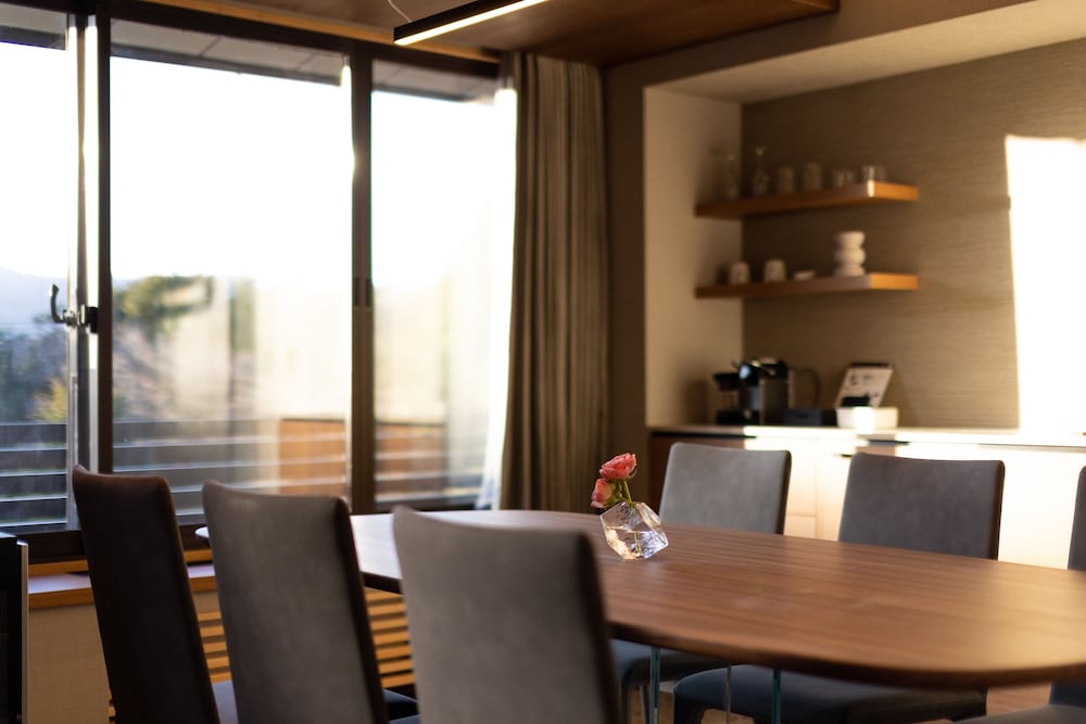 ラグジュアリースイート 綾 禁煙 客室10 | 仙石原古今