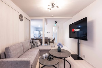 Camellia Tengachayakita