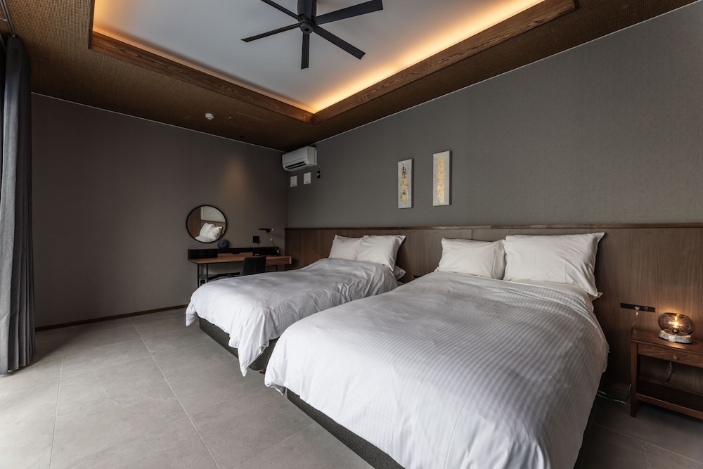 プレミアム ヴィラ ベッド (複数台) 禁煙 サウナ 客室2 | CLASS THE FIRST -クラス・ザ・ファースト-