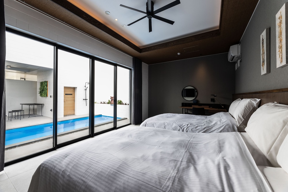 プレミアム ヴィラ ベッド (複数台) 禁煙 サウナ 客室0 | CLASS THE FIRST -クラス・ザ・ファースト-