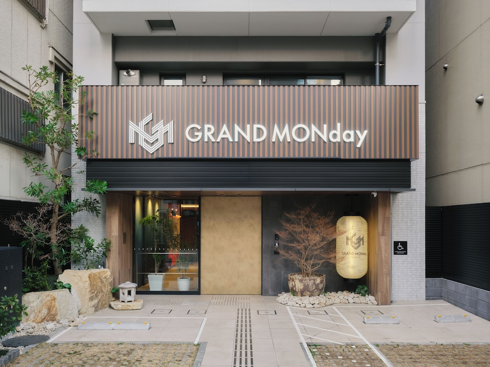 GRAND MONday 浅草 （旧：MONday Apart Premium 浅草）