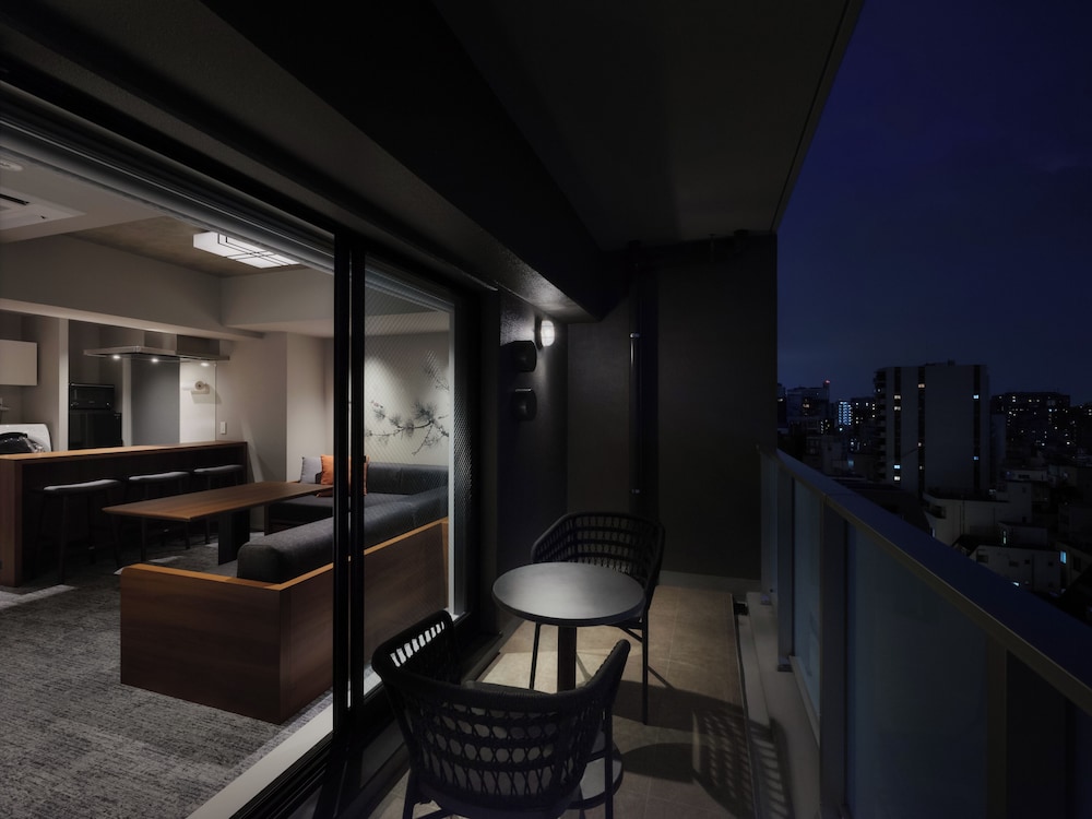 スイート 10平米バルコニー付き 禁煙 客室10 | MONday Apart Premium 浅草