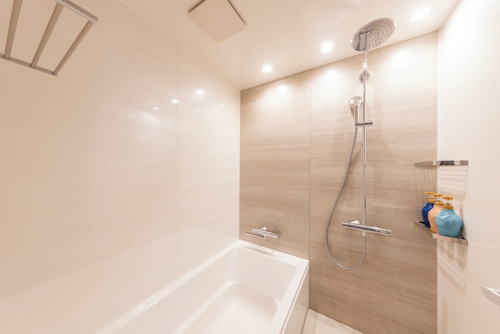 デラックス ツインルーム 禁煙 (ラウンジアクセス付き) バスルーム0 | ホテルスプリングス幕張 Premier