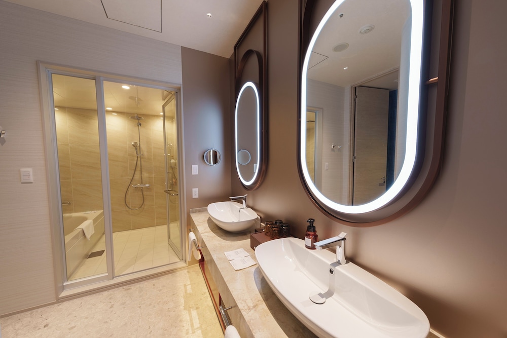 スイートダブル 禁煙 (ラウンジアクセス付き) | ホテルスプリングス幕張 Premier