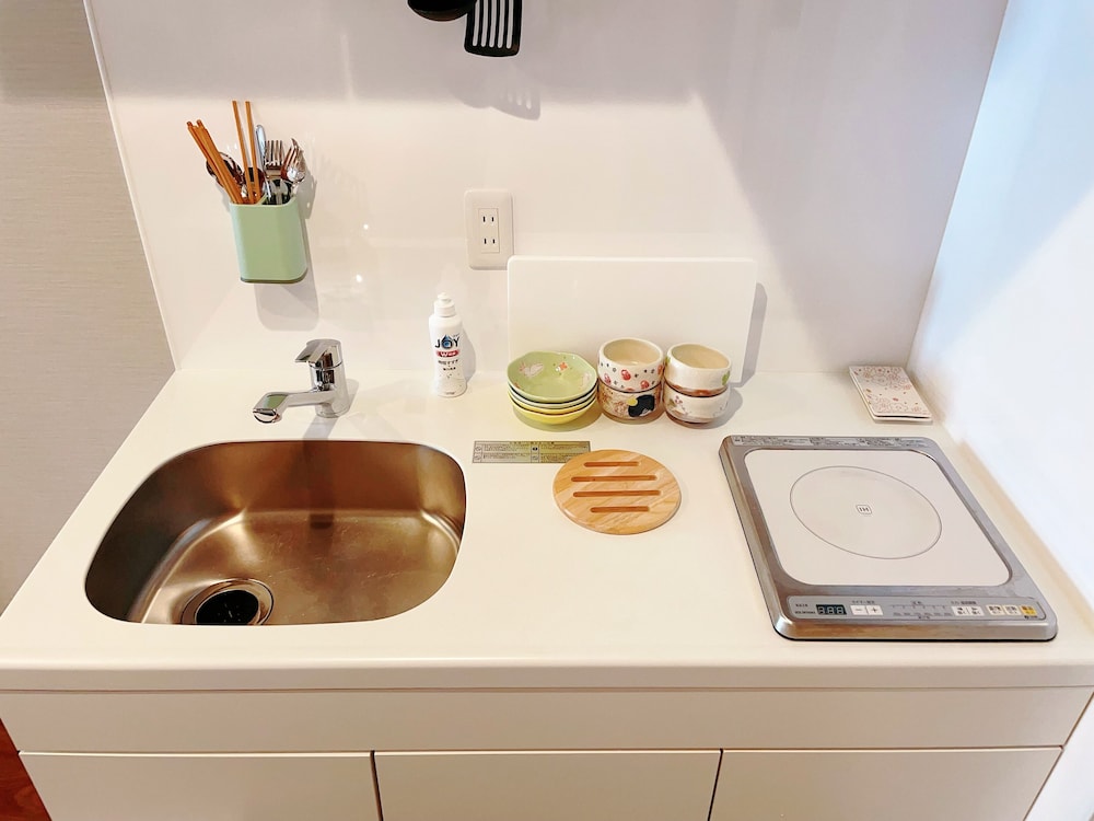 トリプルルーム 専用キッチン0 | suikakan heianjingumae 酔花間