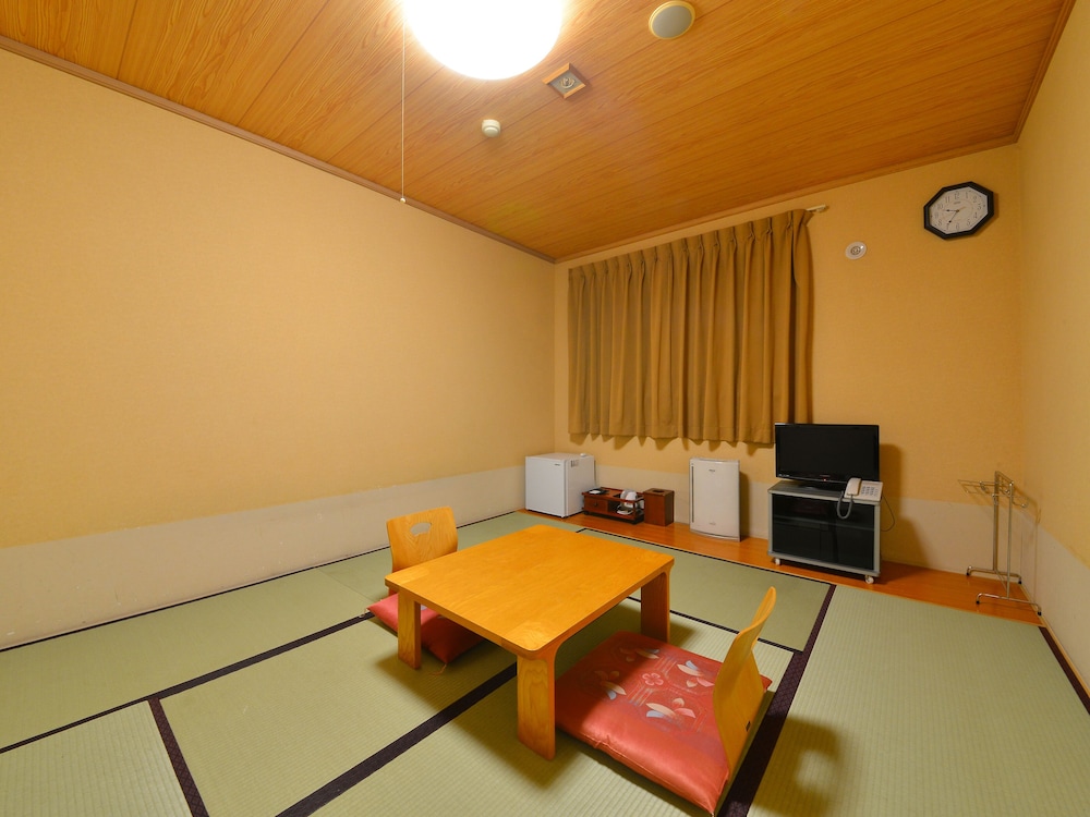 和室 3名用 禁煙 | 東前温泉しんわの湯 ホテル秋田屋