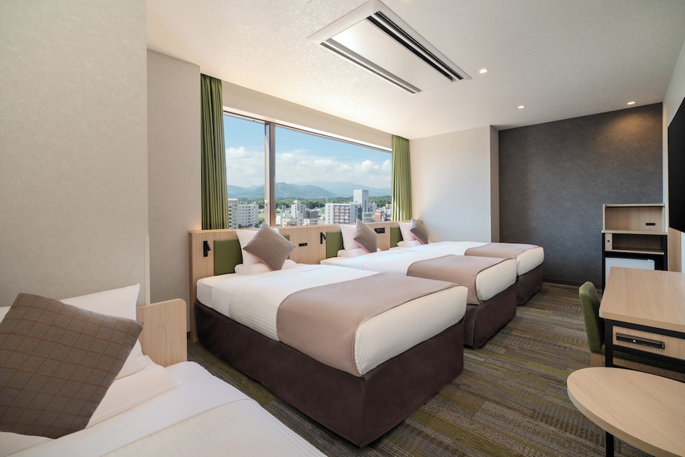 リニューアル スーペリア フォースルーム 禁煙 客室1 | ホテルマイステイズ宮崎