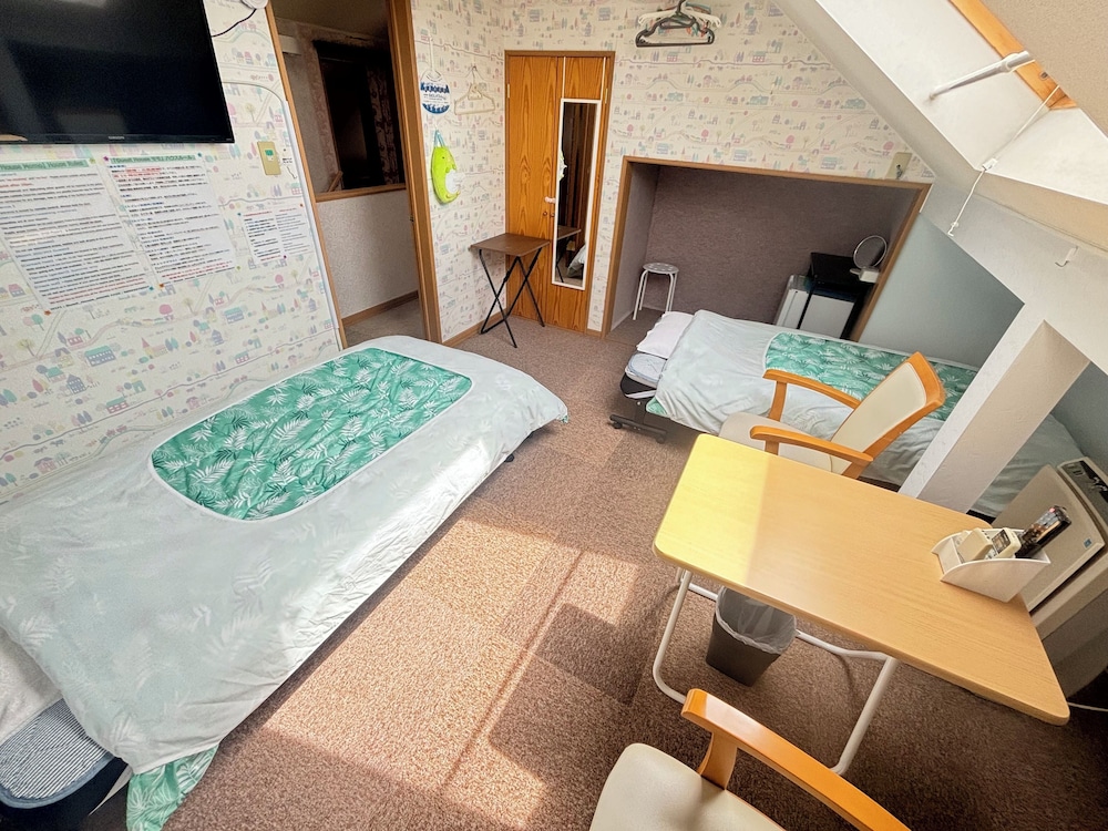エコノミー ツインルーム 禁煙 (202) 客室4 | Guest House モモ