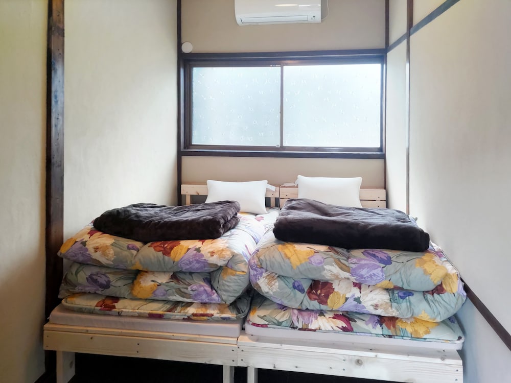 ツインルーム 禁煙 共用バスルーム | Guesthouse Bench