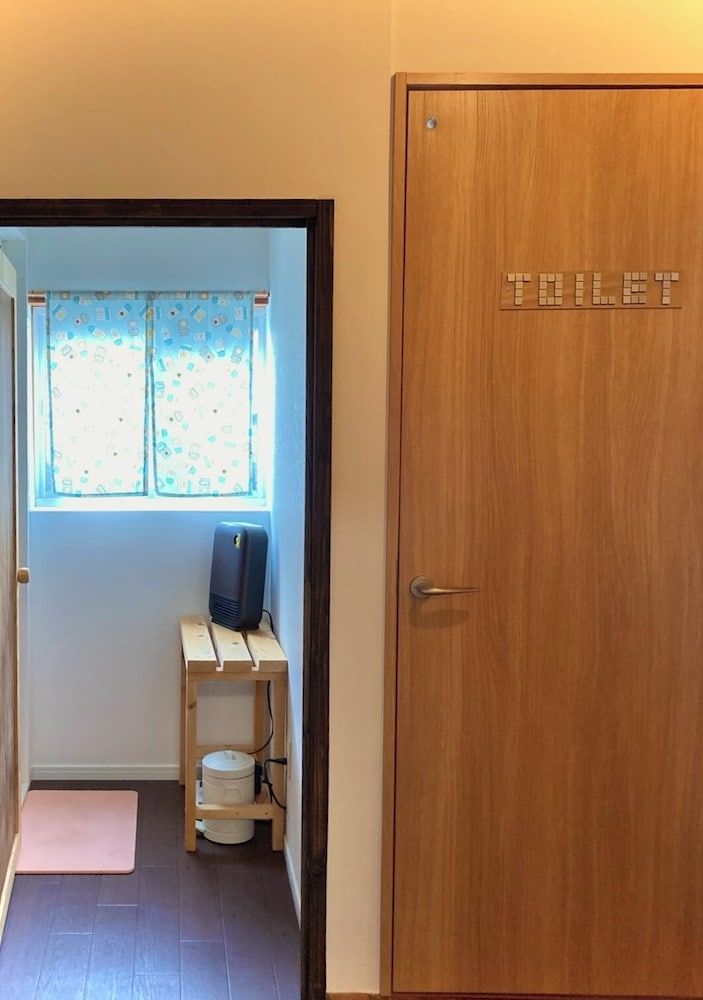 ツインルーム 禁煙 共用バスルーム 共用バスルーム5 | Guesthouse Bench