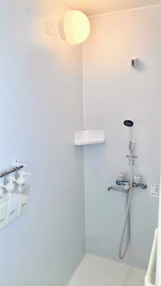 ツインルーム 禁煙 共用バスルーム 共用バスルーム4 | Guesthouse Bench