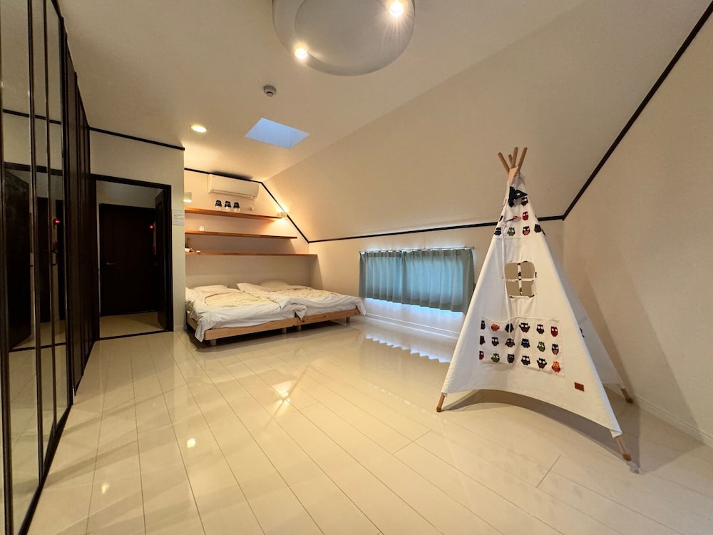 内装1 | 鶴橋美智 Tsuruhashi Michi 内装1 | 鶴橋美智 Tsuruhashi Michi