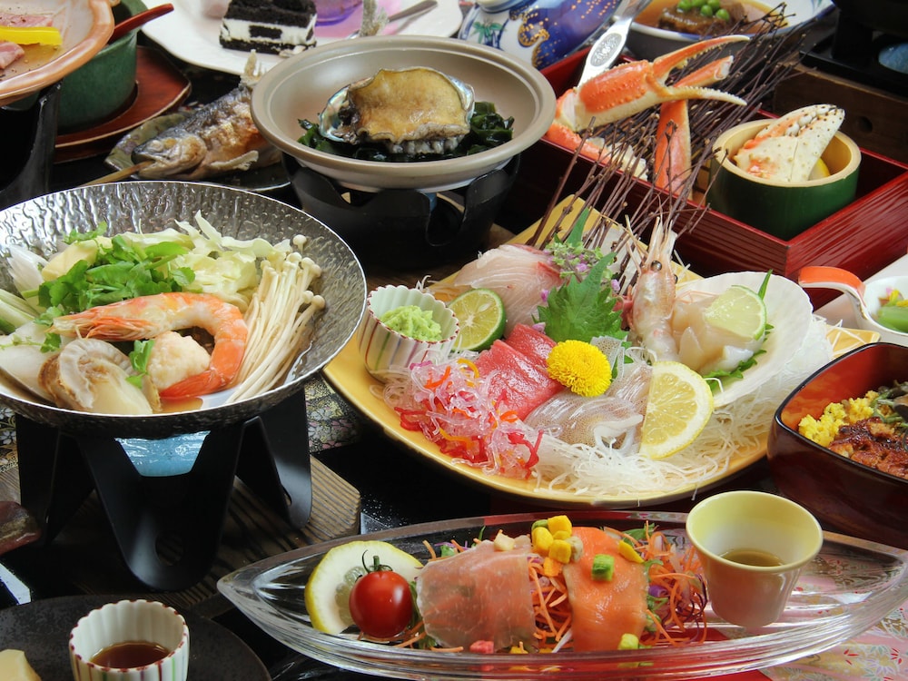 [禁煙] 本館 和室8畳 バス無し/トイレ付き/洗面付 客室1 | 龍門亭千葉旅館