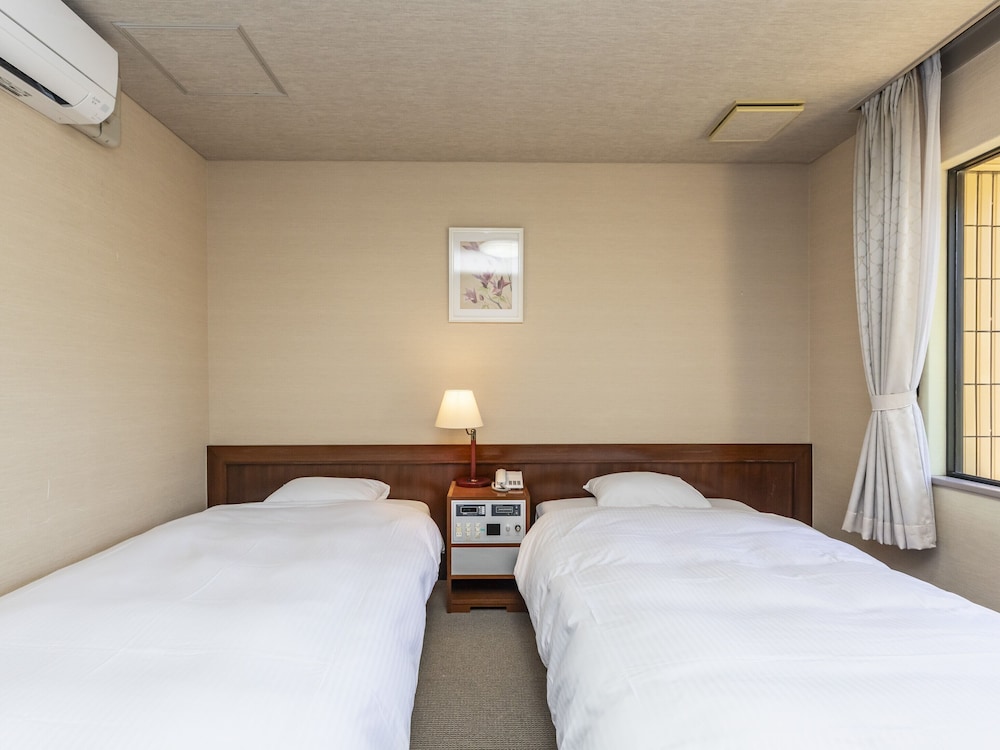 プレミアム ツインルーム 禁煙 客室2 | Tabist 琴弾荘