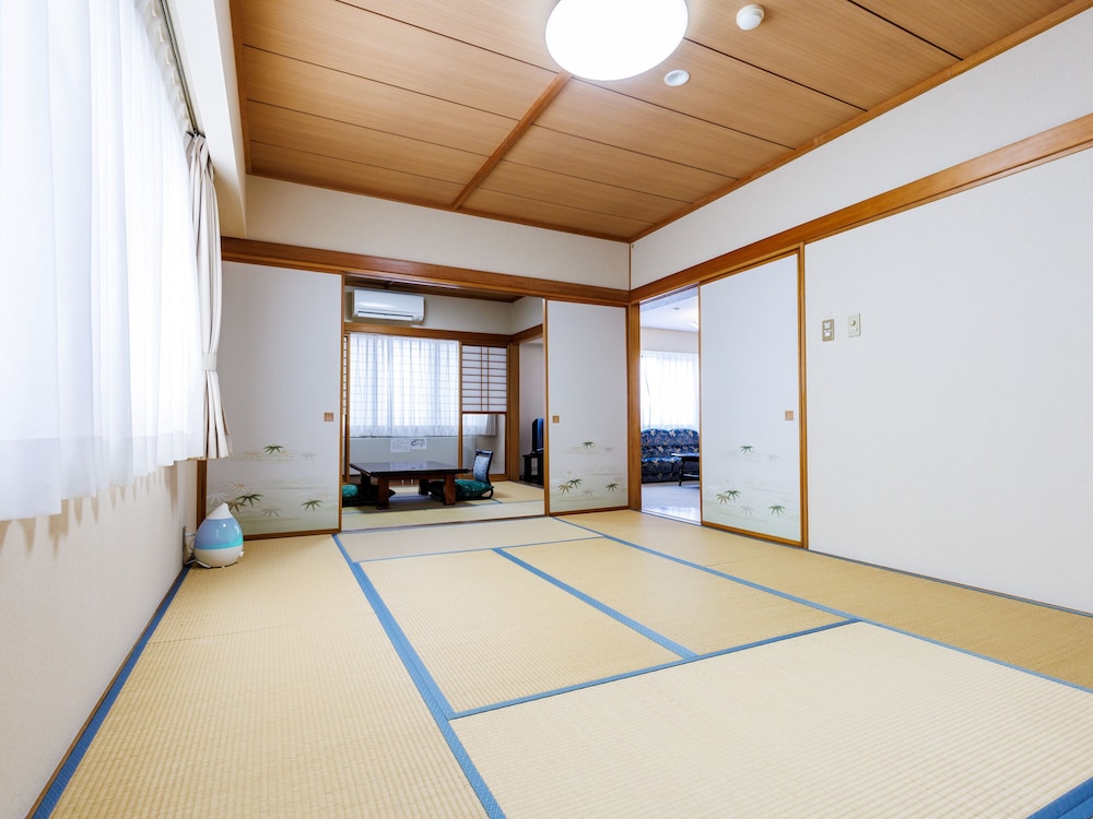 [禁煙] 特別室 (66㎡~68㎡)〈海側〉 客室5 | Tabist ホテルねむろ海陽亭