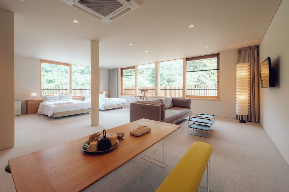 コンセプト/旅籠 2 インテリアコーディネート Kuruminoki [禁煙] 客室2 | 旅籠ヴィソン