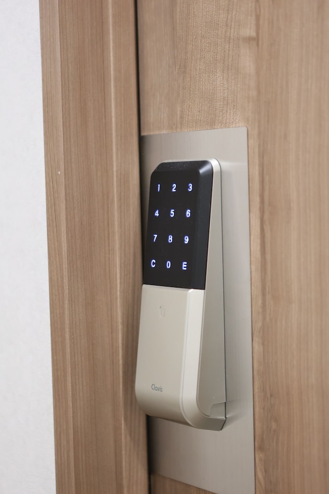 ダブルルーム 禁煙 シティビュー 客室2 | OHWA hostel minowa station