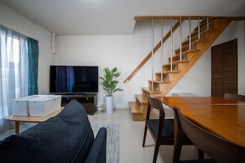 EAST AVENUE 601