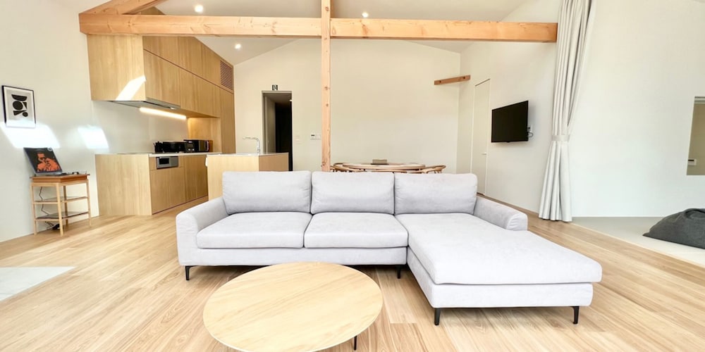 平屋棟 リビング エリア2 | 軽井沢ハウスヴィラ