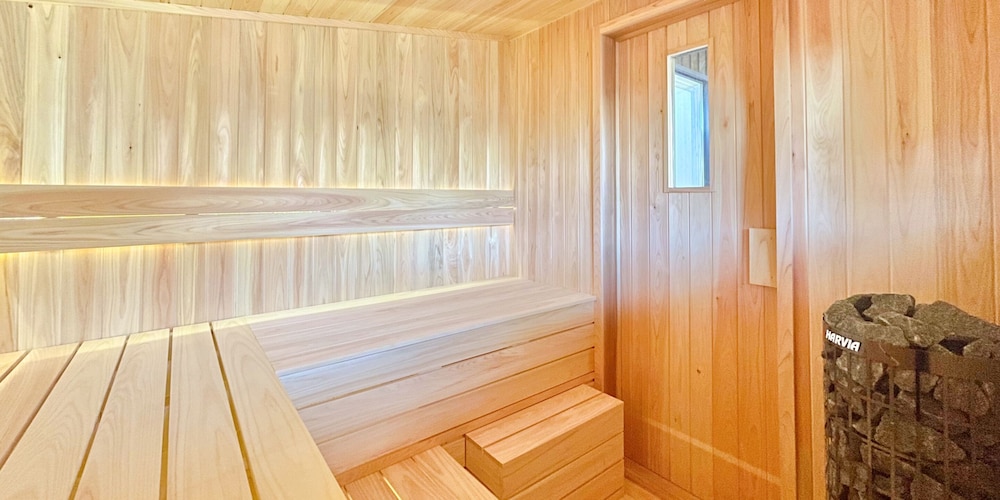 サウナ棟 バスルーム3 | 軽井沢ハウスヴィラ