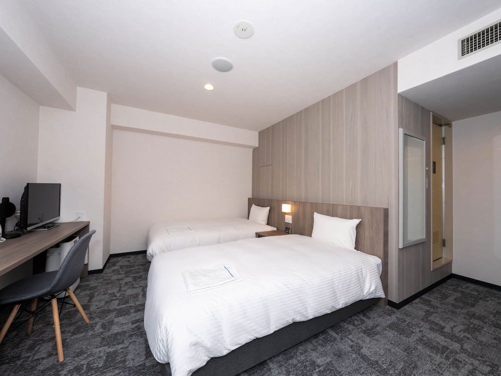 ツインルーム 客室1 | ガーデンズステイ